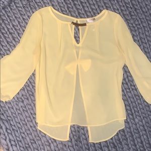 yellow blouse
